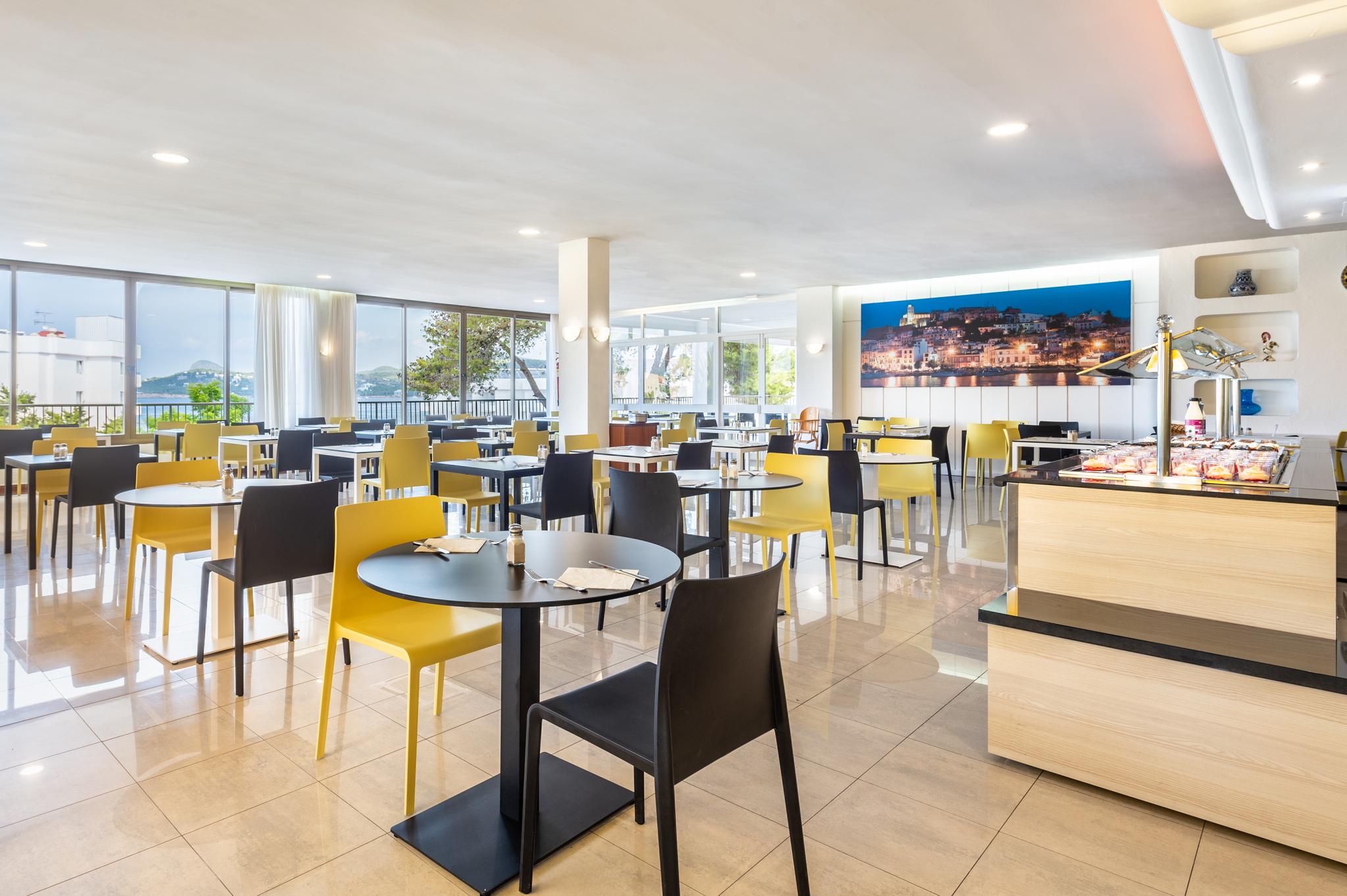 Apartamentos Vibra Riviera Сан-Антонио-Абад Экстерьер фото