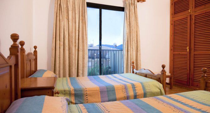 Apartamentos Vibra Riviera Сан-Антонио-Абад Экстерьер фото